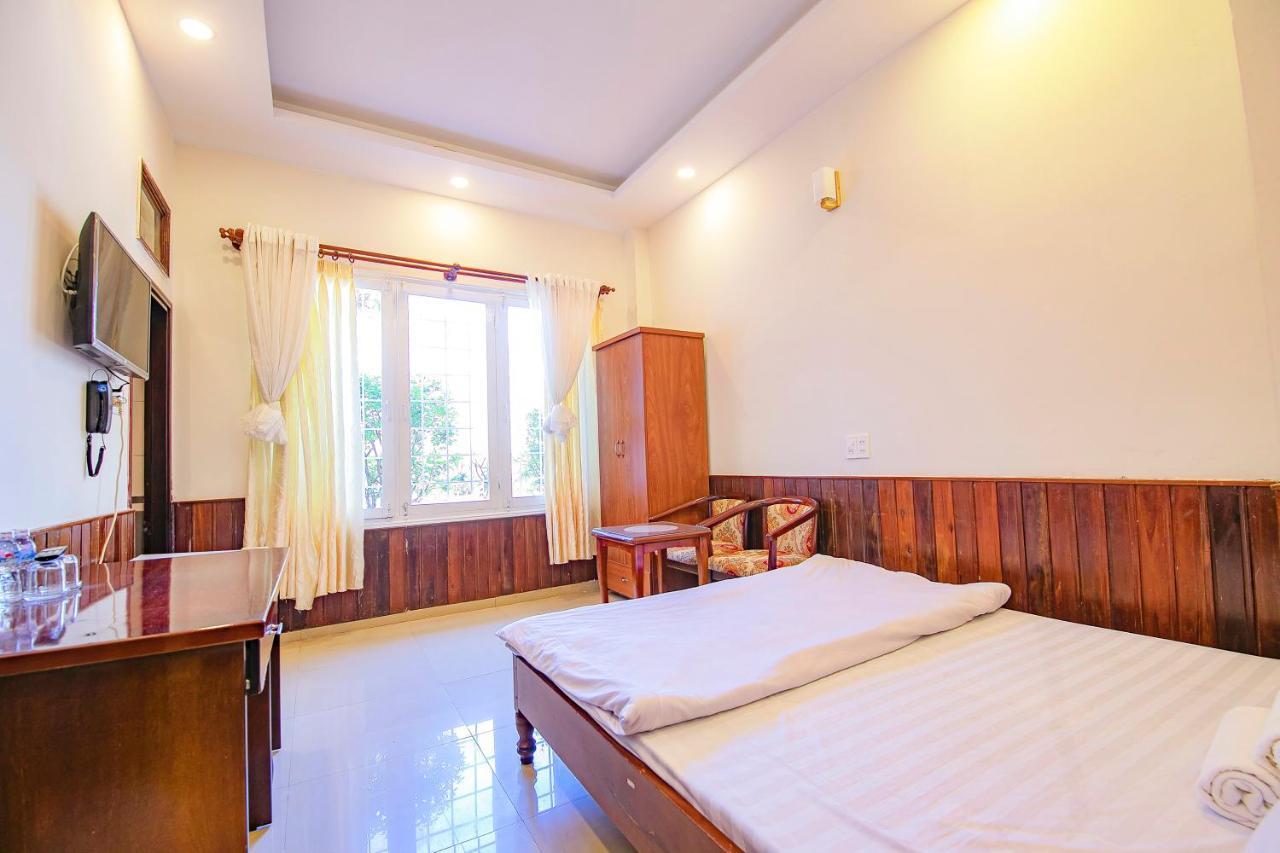 Bong Hong Hotel Da Lat Exterior photo